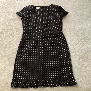 Polka dot ruffle hem silk shift dress. Size 10.